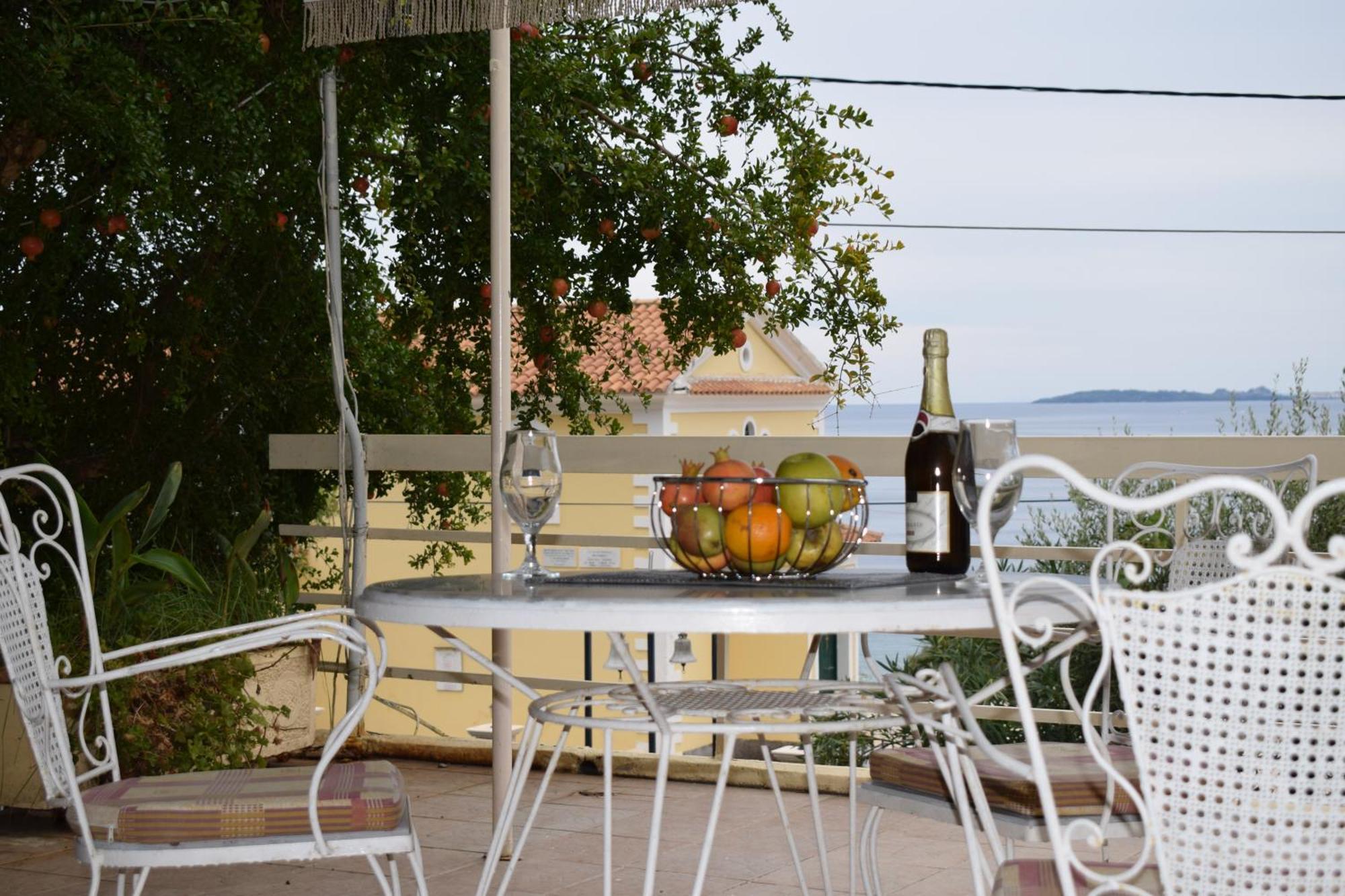Paradisus Apartments บาร์บาตี ภายนอก รูปภาพ