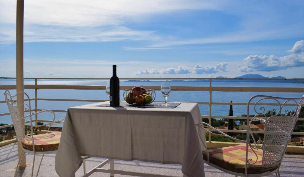 Paradisus Apartments บาร์บาตี ภายนอก รูปภาพ